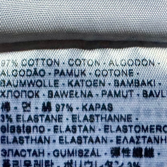 Black Levi’s Denim Trucker Jacket - Picture 8 of 9